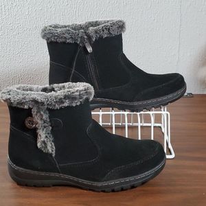 NEW Khombu Iris Women's All Weather Suede Ankle Boot 7 Faux Fur Trim Side Zip